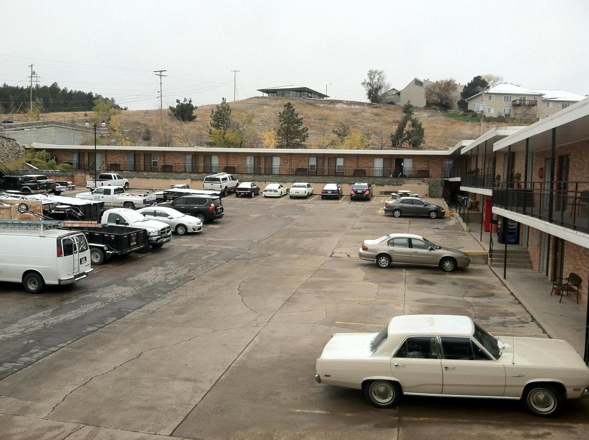 M Star Rapid City Bagian luar foto